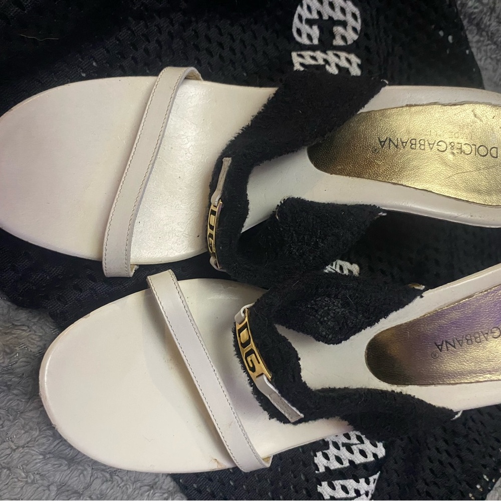 Dolce & Gabbana heels - Picture 4 of 15